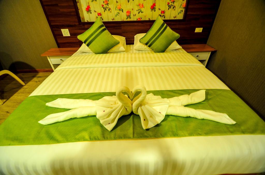 Lenoi Buri Hostel Phatthalung Ngoại thất bức ảnh