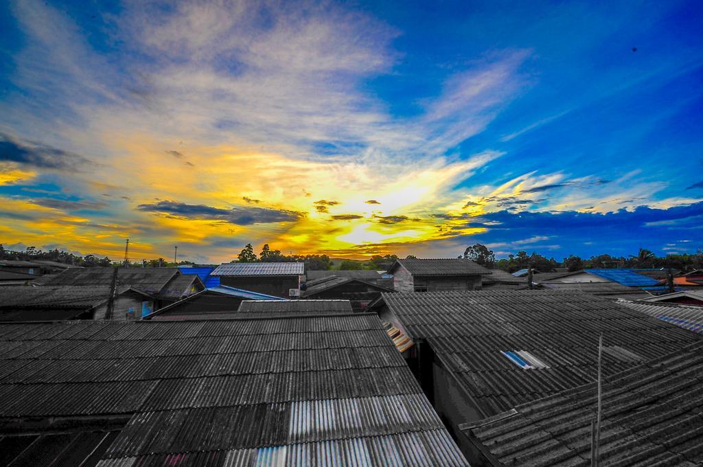 Lenoi Buri Hostel Phatthalung Ngoại thất bức ảnh