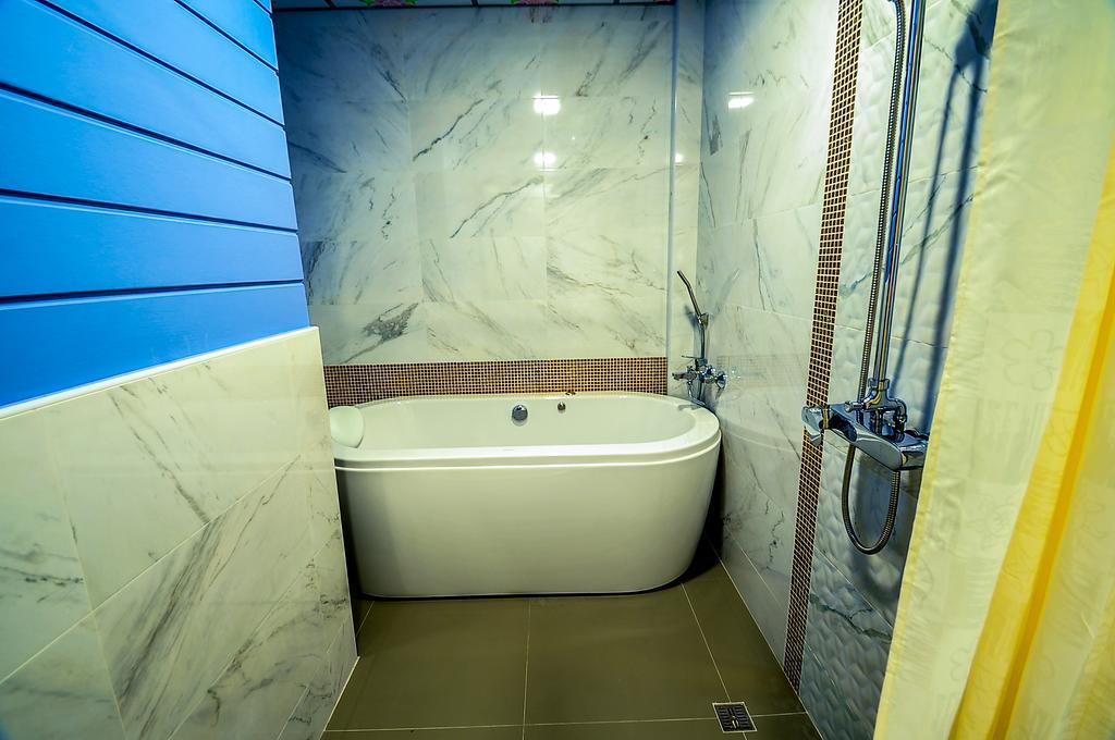 Lenoi Buri Hostel Phatthalung Ngoại thất bức ảnh