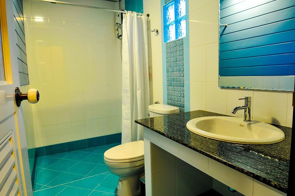 Lenoi Buri Hostel Phatthalung Ngoại thất bức ảnh